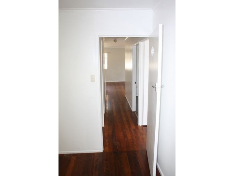 63 Hannam St, Wynnum QLD 4178