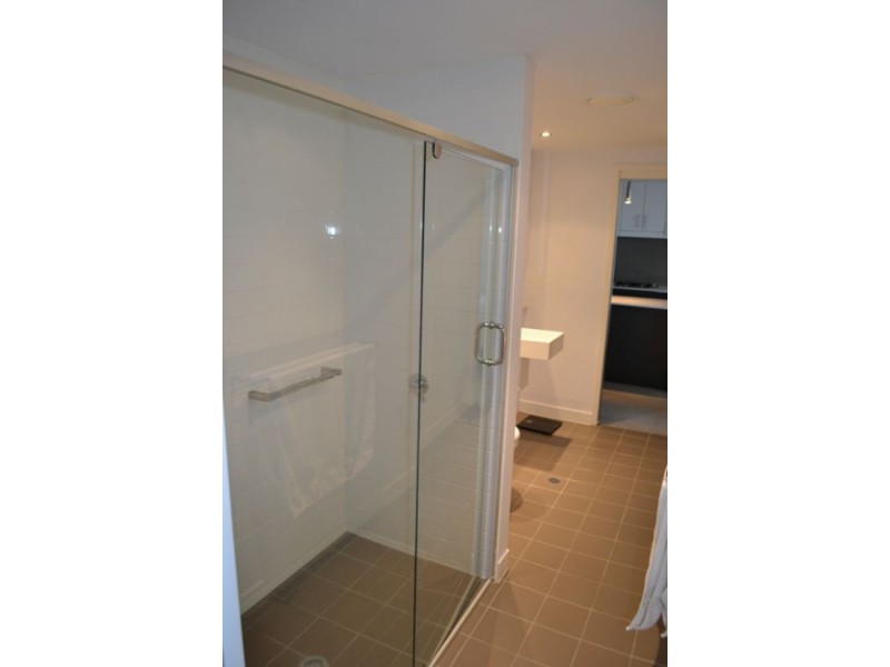 815/43 Hercules Street, Hamilton QLD 4007