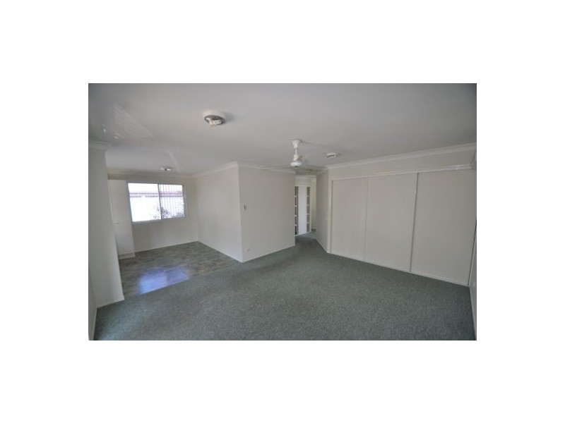 34 Palm Lake Resort, Carindale QLD 4152