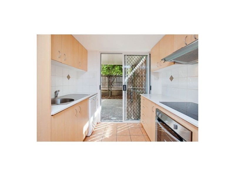 3/48 Ernest, Morningside QLD 4170