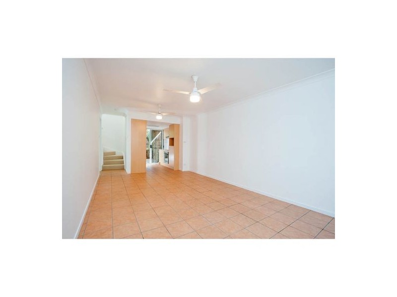 3/48 Ernest, Morningside QLD 4170