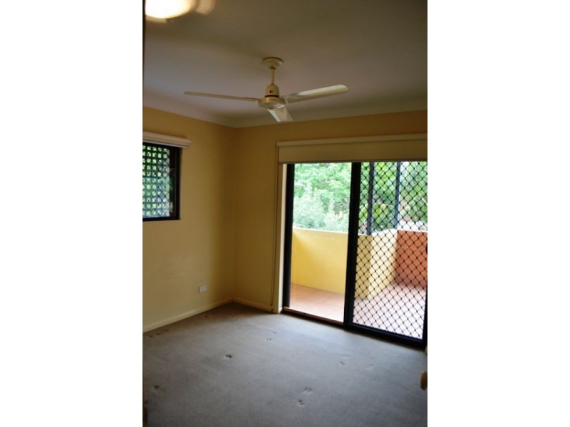 8/85-87 Victoria Terrace, Greenslopes QLD 4120