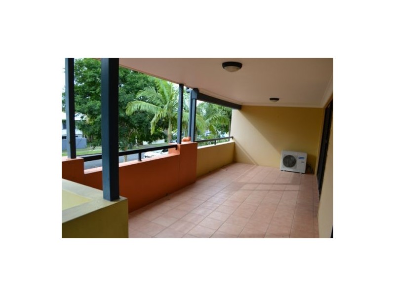 8/85-87 Victoria Terrace, Greenslopes QLD 4120