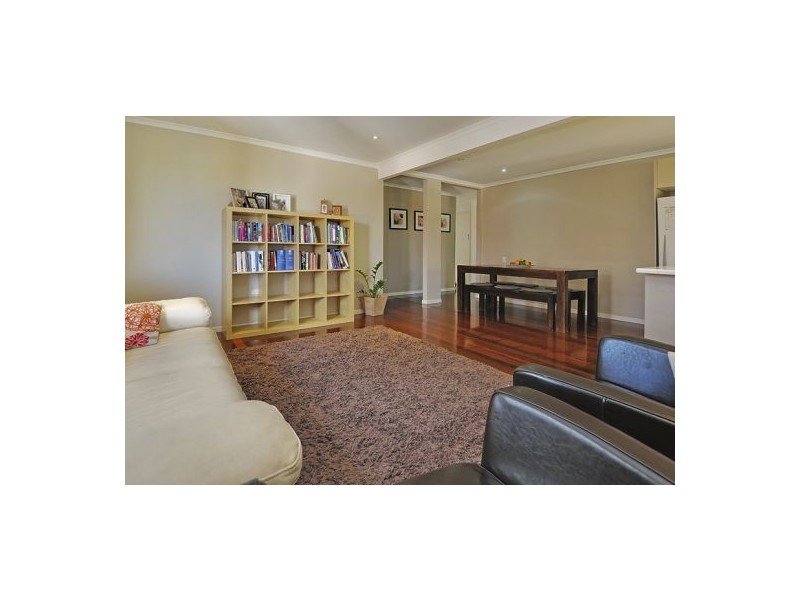 50 Whitworth Rd, Cannon Hill QLD 4170