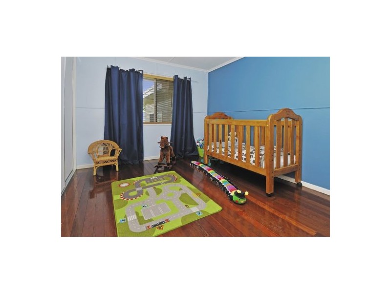 50 Whitworth Rd, Cannon Hill QLD 4170