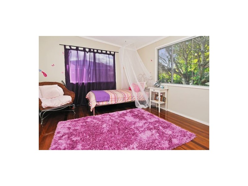 50 Whitworth Rd, Cannon Hill QLD 4170