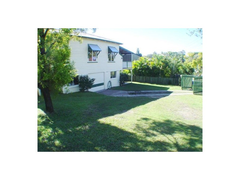 45 Pembroke Rd, Coorparoo QLD 4151