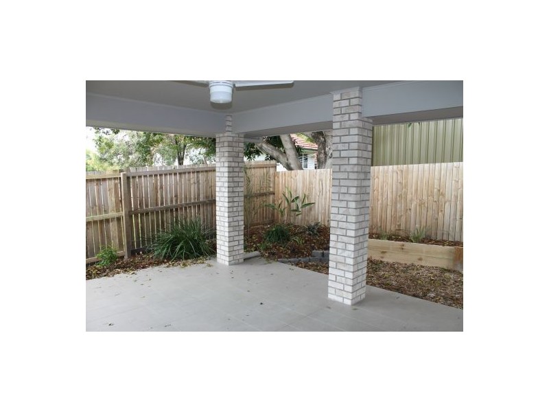108 Cameron Pde, Wynnum QLD 4178