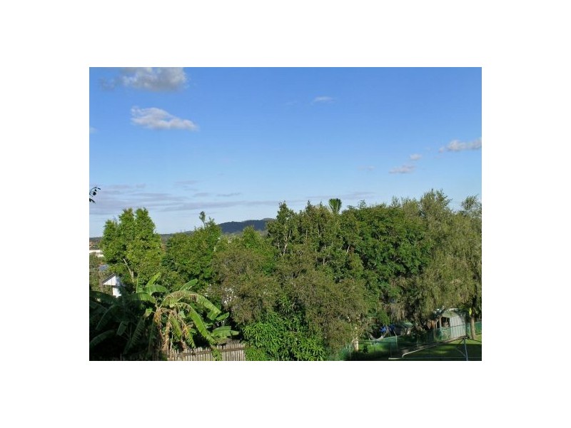 16 Mayfair Street, Carina QLD 4152