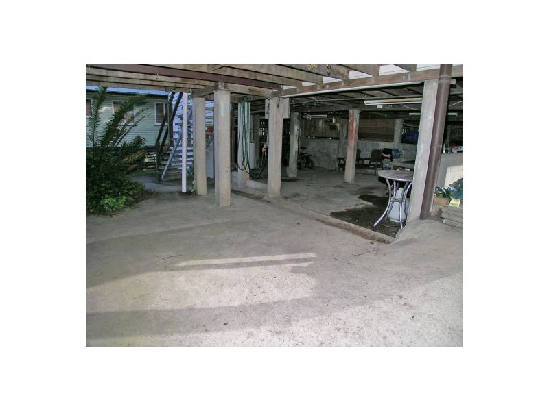 16 Mayfair Street, Carina QLD 4152