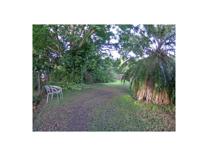 16 Mayfair Street, Carina QLD 4152