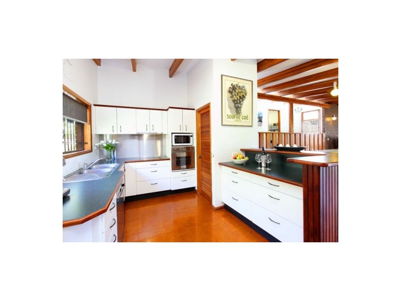 26 Hillock Street, Coorparoo QLD 4151