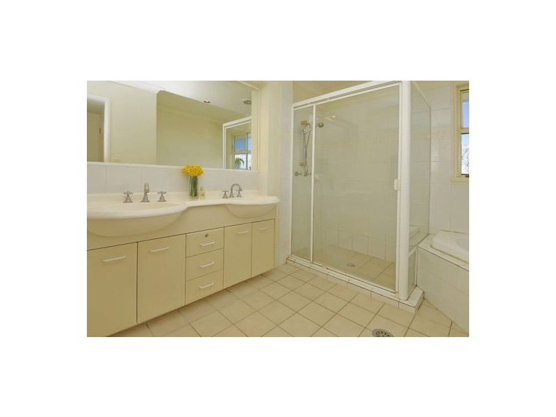 58 Piccadilly Pl, Carindale QLD 4152