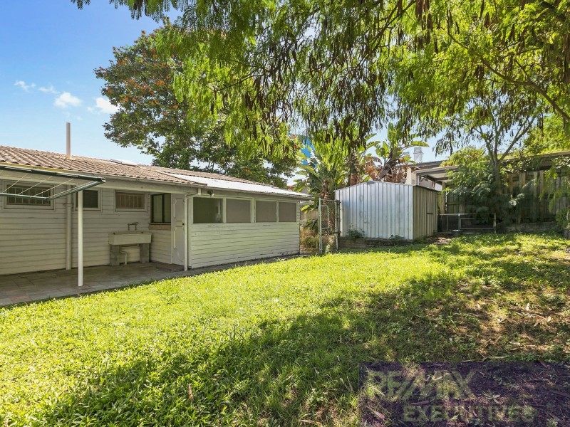 8a Brinawa Street, Camp Hill QLD 4152