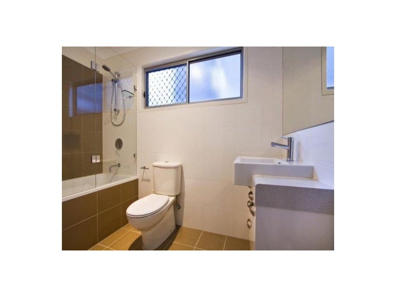1/13 Abbott Street, Camp Hill QLD 4152