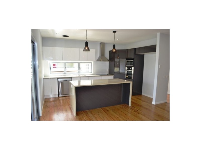 24 Malthus Street, Carina QLD 4152