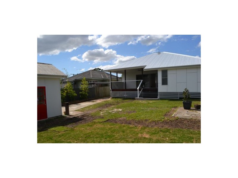 24 Malthus Street, Carina QLD 4152