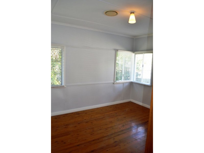 24 Malthus Street, Carina QLD 4152