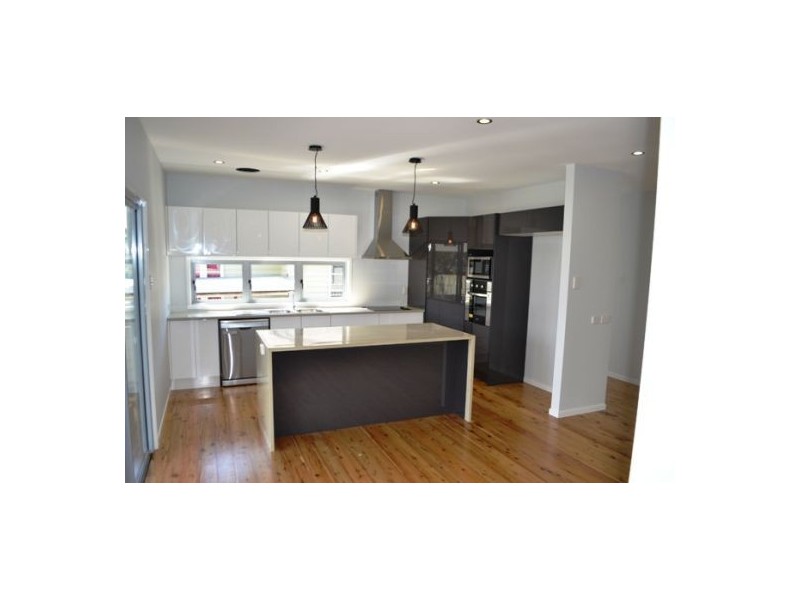 24 Malthus Street, Carina QLD 4152