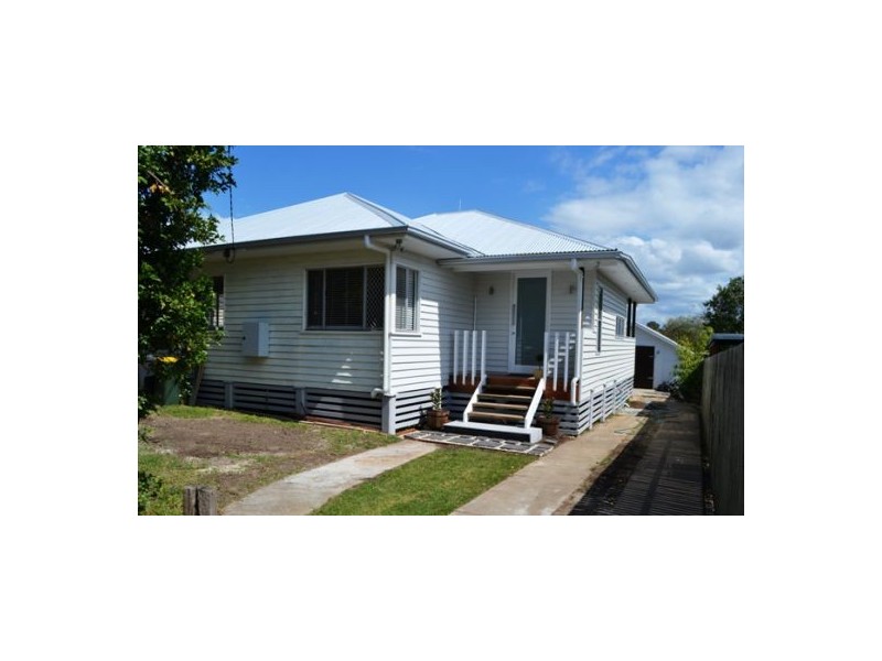 24 Malthus Street, Carina QLD 4152