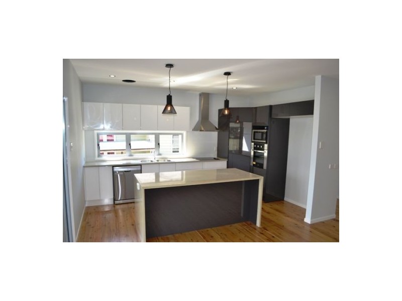 24 Malthus Street, Carina QLD 4152