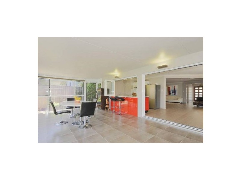 41 Almavale Street, Carindale QLD 4152