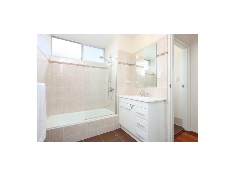 6/51 Rialto Street, Coorparoo QLD 4151