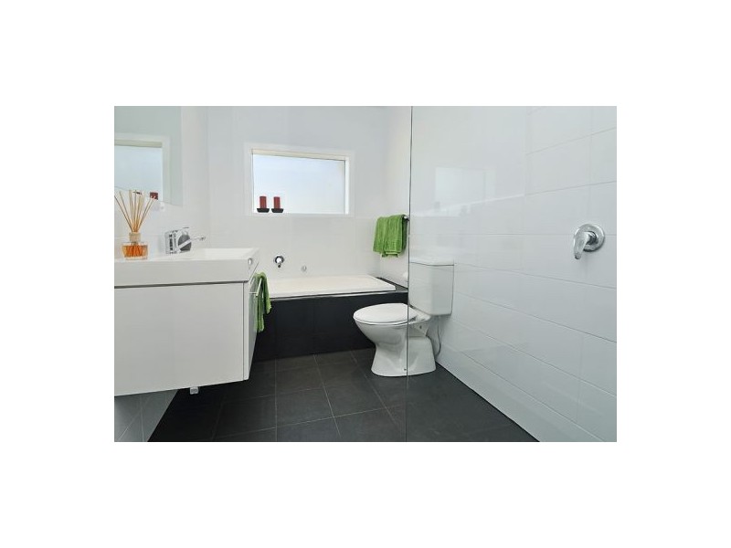 94 Newnham Road, Mount Gravatt East QLD 4122