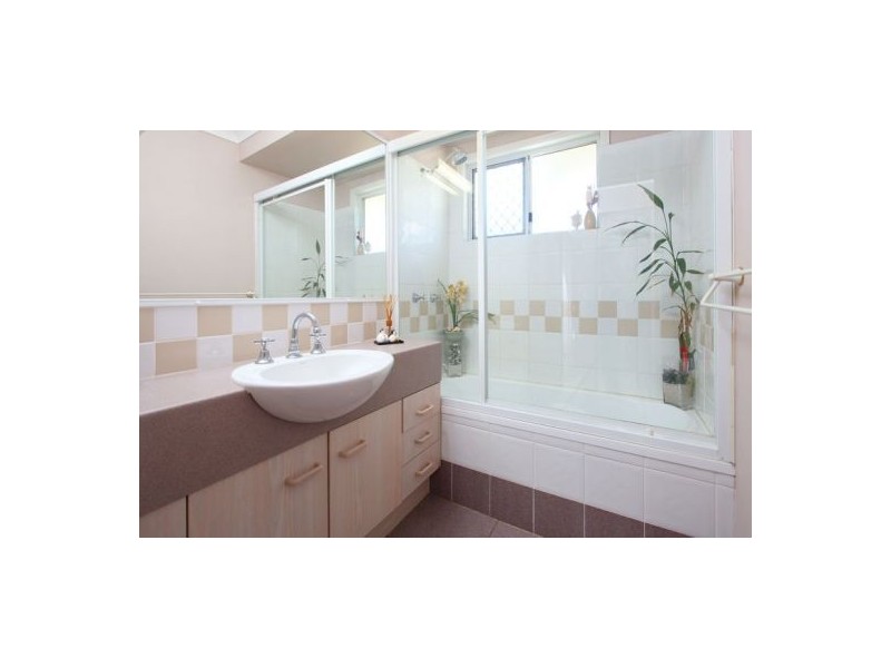 1/96 Chester Rd, Annerley QLD 4103
