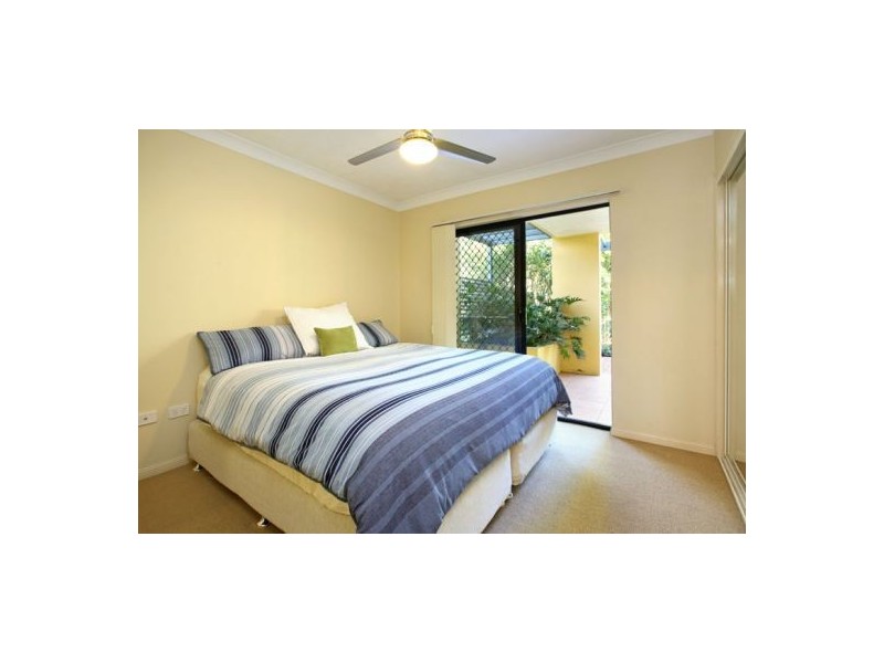1/87 Victoria Tce, Greenslopes QLD 4120