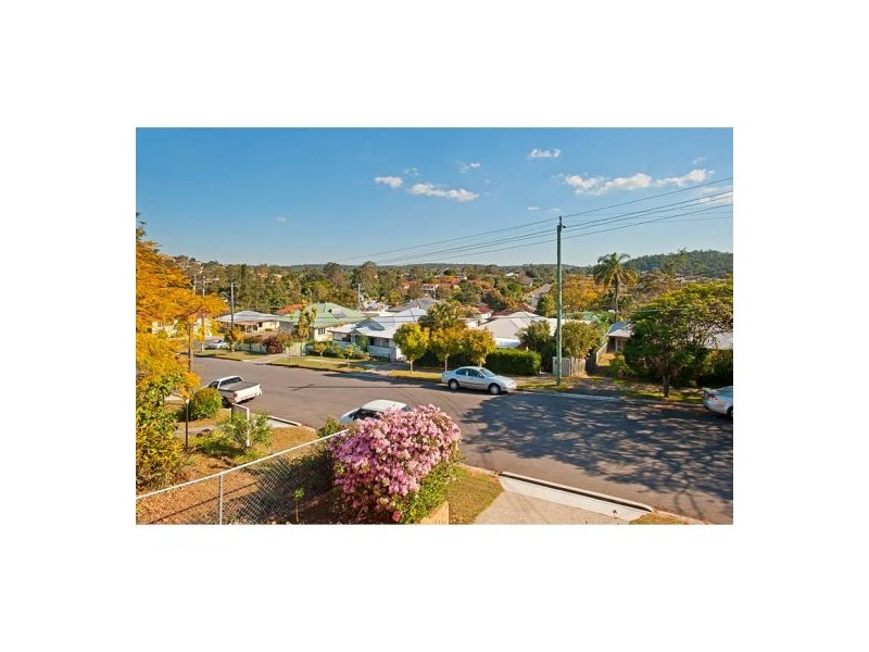 46 Emma Street, Holland Park West QLD 4121