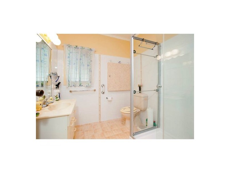 46 Emma Street, Holland Park West QLD 4121