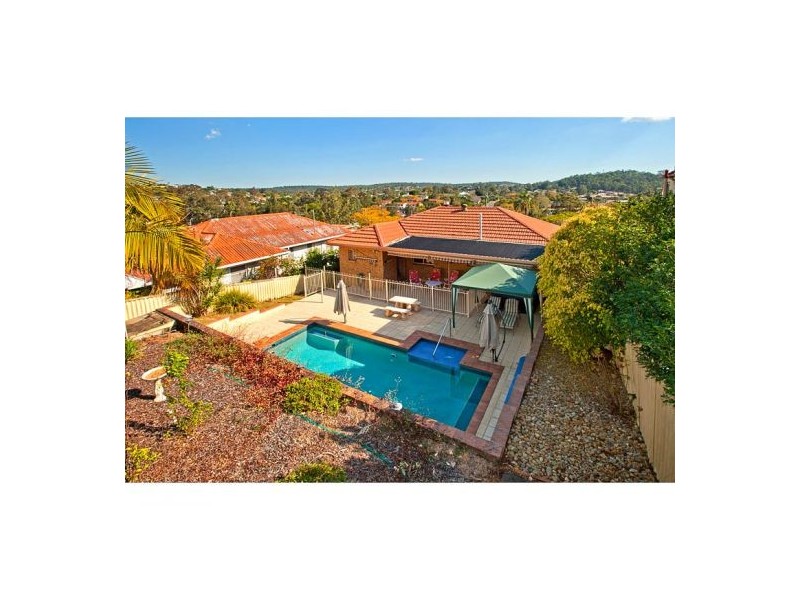 46 Emma Street, Holland Park West QLD 4121