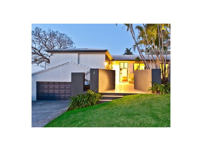 4 Harbut Street, Holland Park West QLD 4121