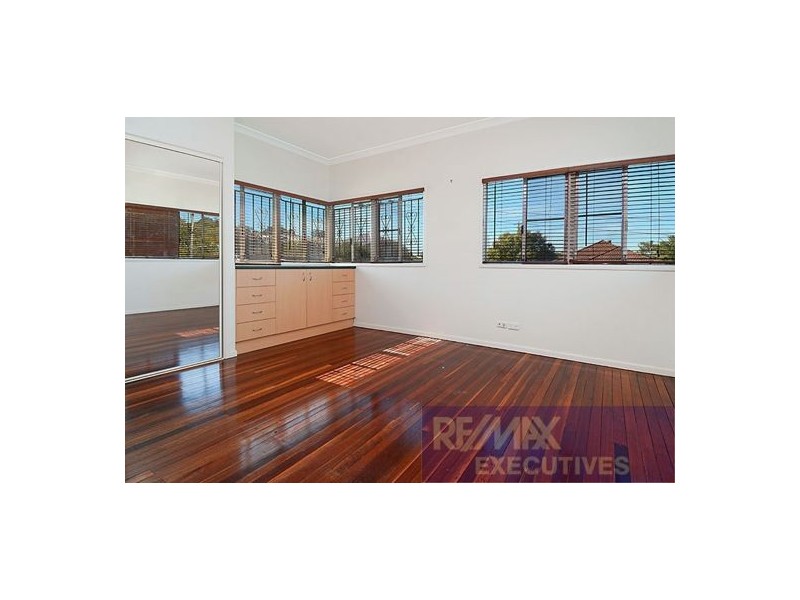 21 Michael Street, Bulimba QLD 4171