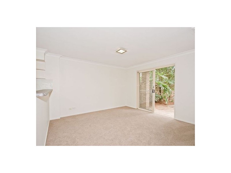 4 / 118 Chester Rd, Annerley QLD 4103