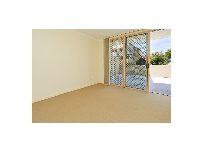 15 / 8 Mascar St, Upper Mount Gravatt QLD 4122