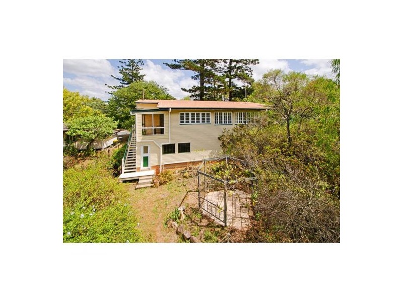 626 Cavendish Road, Holland Park QLD 4121