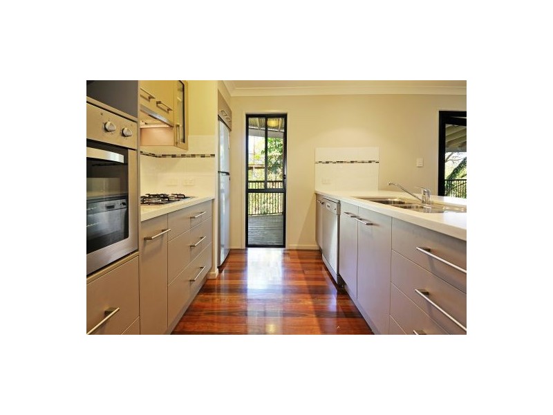 29 Dodwell Street, Holland Park West QLD 4121