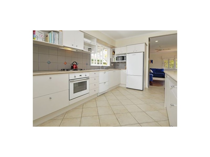 37 Kuring-gai Avenue, Tarragindi QLD 4121