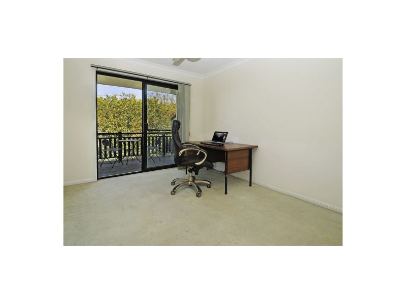 34–56 Rise St, Mount Gravatt East QLD 4122