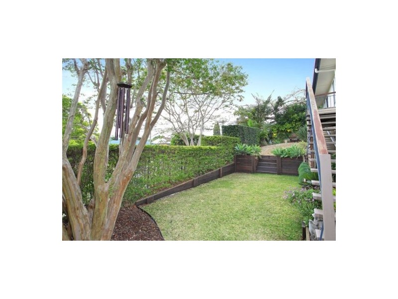 4 Stella Street, Holland Park QLD 4121