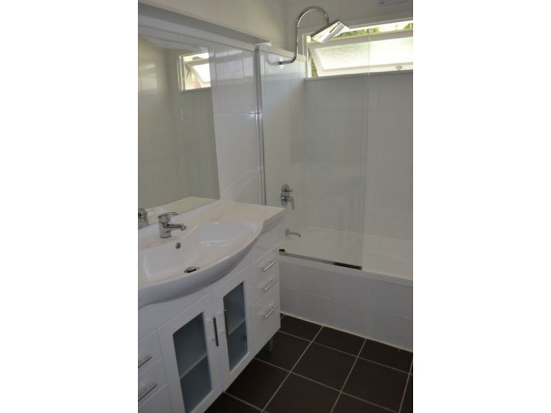 195 Birdwood Road, Tarragindi QLD 4121