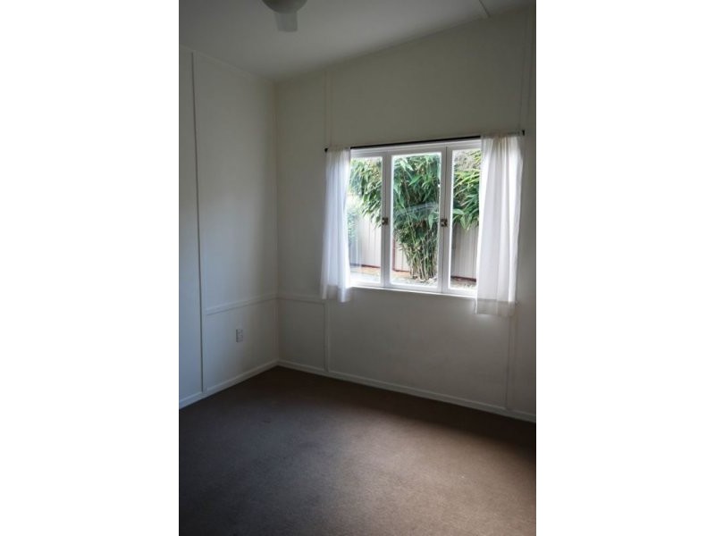 195 Birdwood Road, Tarragindi QLD 4121