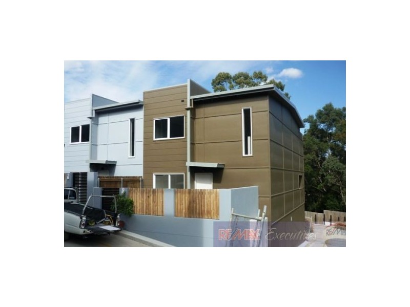 10/108 Nicholson Street, Greenslopes QLD 4120