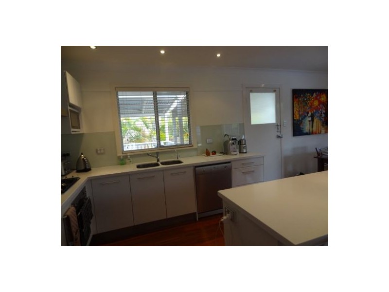 37 Lancaster Street, Coorparoo QLD 4151