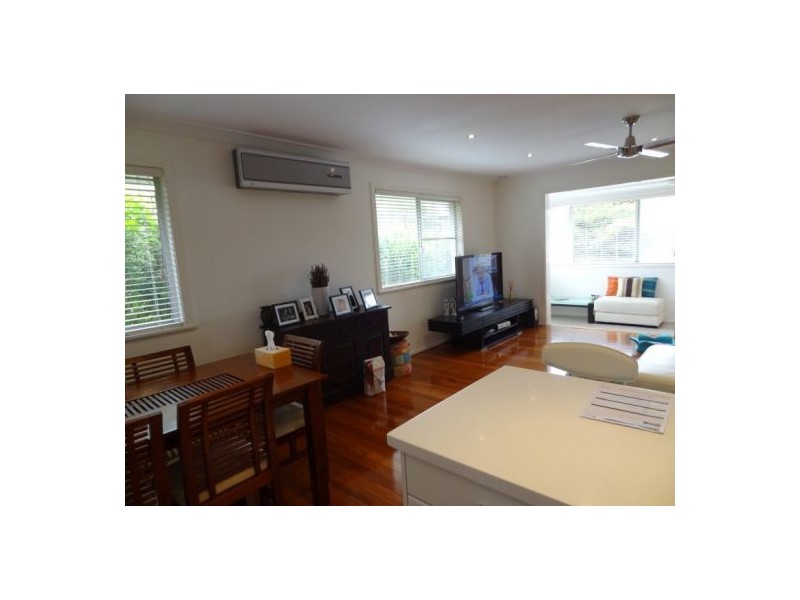 37 Lancaster Street, Coorparoo QLD 4151