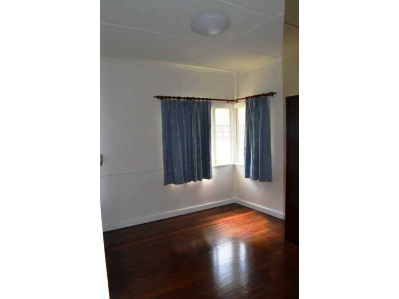 38 Solar Street, Coorparoo QLD 4151