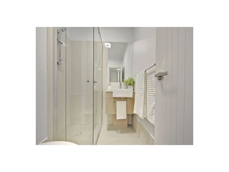 29 Brown Street, Camp Hill QLD 4152