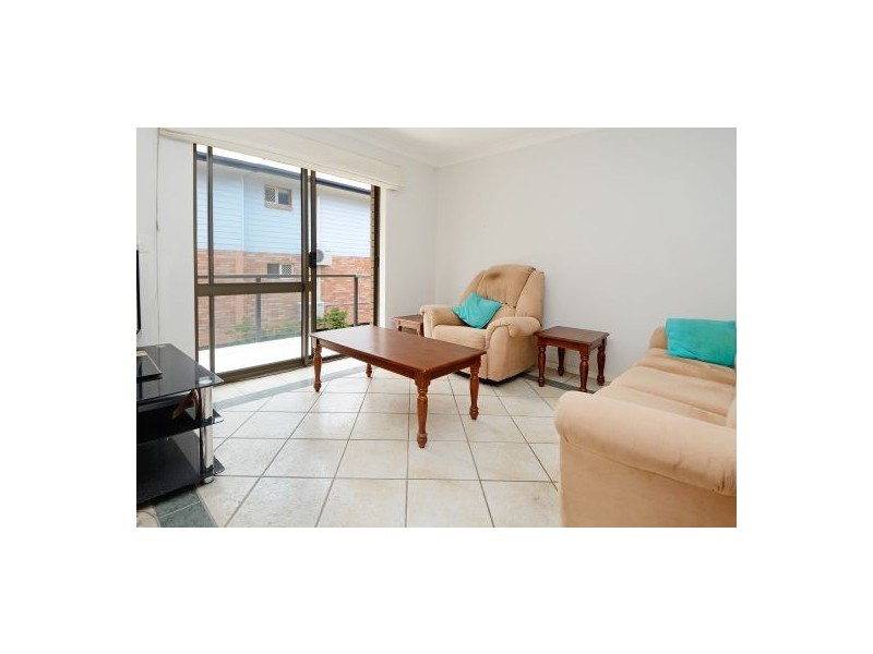 3/10 Dorinda Street, Greenslopes QLD 4120